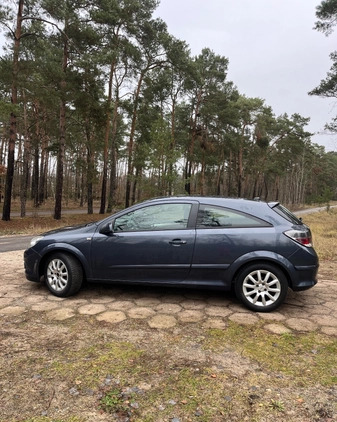 Opel Astra cena 12900 przebieg: 190700, rok produkcji 2007 z Małogoszcz małe 277